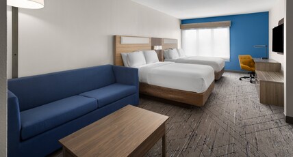 Holiday Inn Express Syracuse Fairgrounds Room Type - 2 Queen Beds Junior Suite