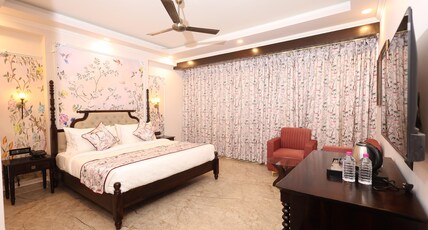 Ved Mahal. Room Type - Premium Room