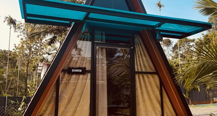 FRONTIER RESORT Room Type - Independent Cottage