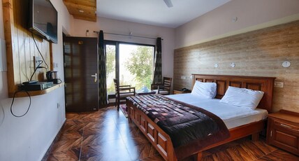 Sherpa Eco Resort Room Type - Deluxe Room