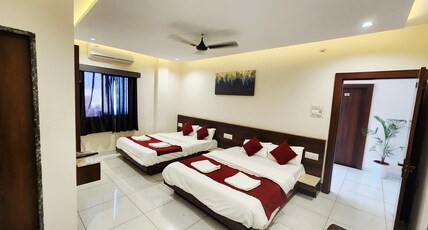Hotel Aasra Inn Room Type - Family Room