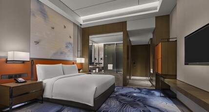 Hilton Guiyang Room Type - KING DELUXE ROOM