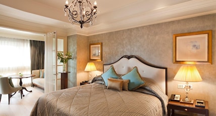 The Taj Mahal Palace, Mumbai Room Type - Luxury Suite 1 Bedroom City View with 02-way Airport Transfers The Taj Mahal Palace, Mumbai Room Type - Luxury Suite 1 Bedroom City View with 02-way Airport Transfers