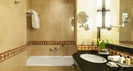 InterContinental Madrid Room Type - Classic Room