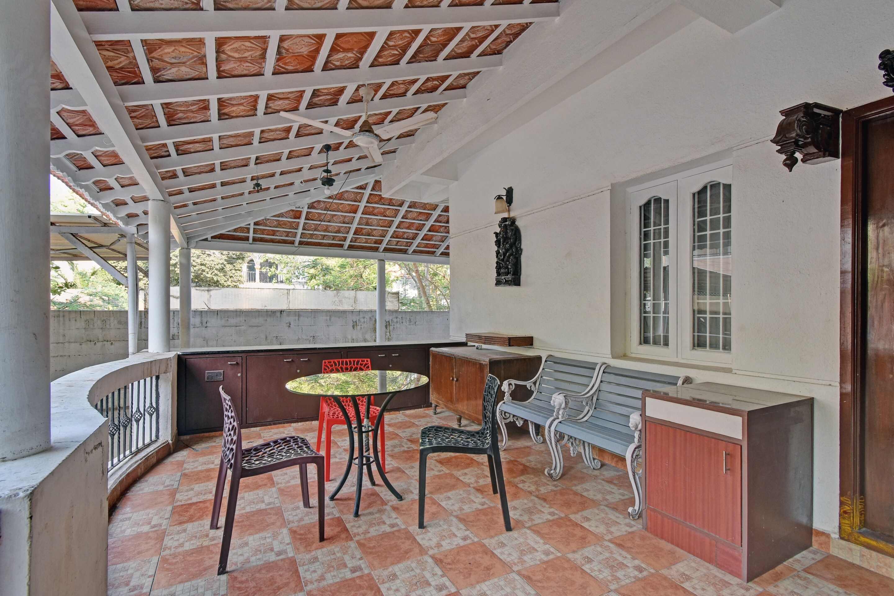 Hotel O Dakshin Villa ECR - Tap to explore photos