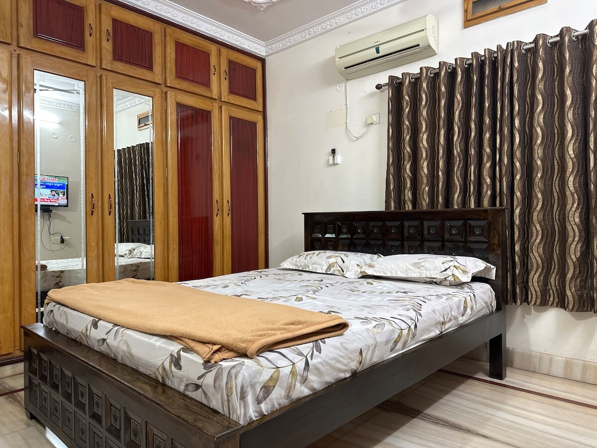 Athidi Mountain View 1 Bedroom - Tap to explore photos