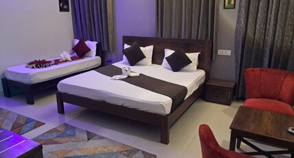 Shreem Homestay Room Type - Super Deluxe Room