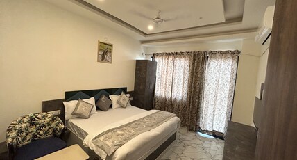 Shree Darbar,Vrindavan Room Type - Deluxe Room