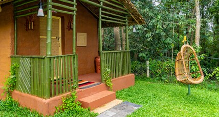 BUDGIES COTTAGE Room Type - Mud House