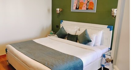 Kufri Heritage Resort & Spa Room Type - CEDAR Valley View Cottage
