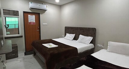 SHREE KUSHAL HERITAGE Room Type - TRIPPLE bed