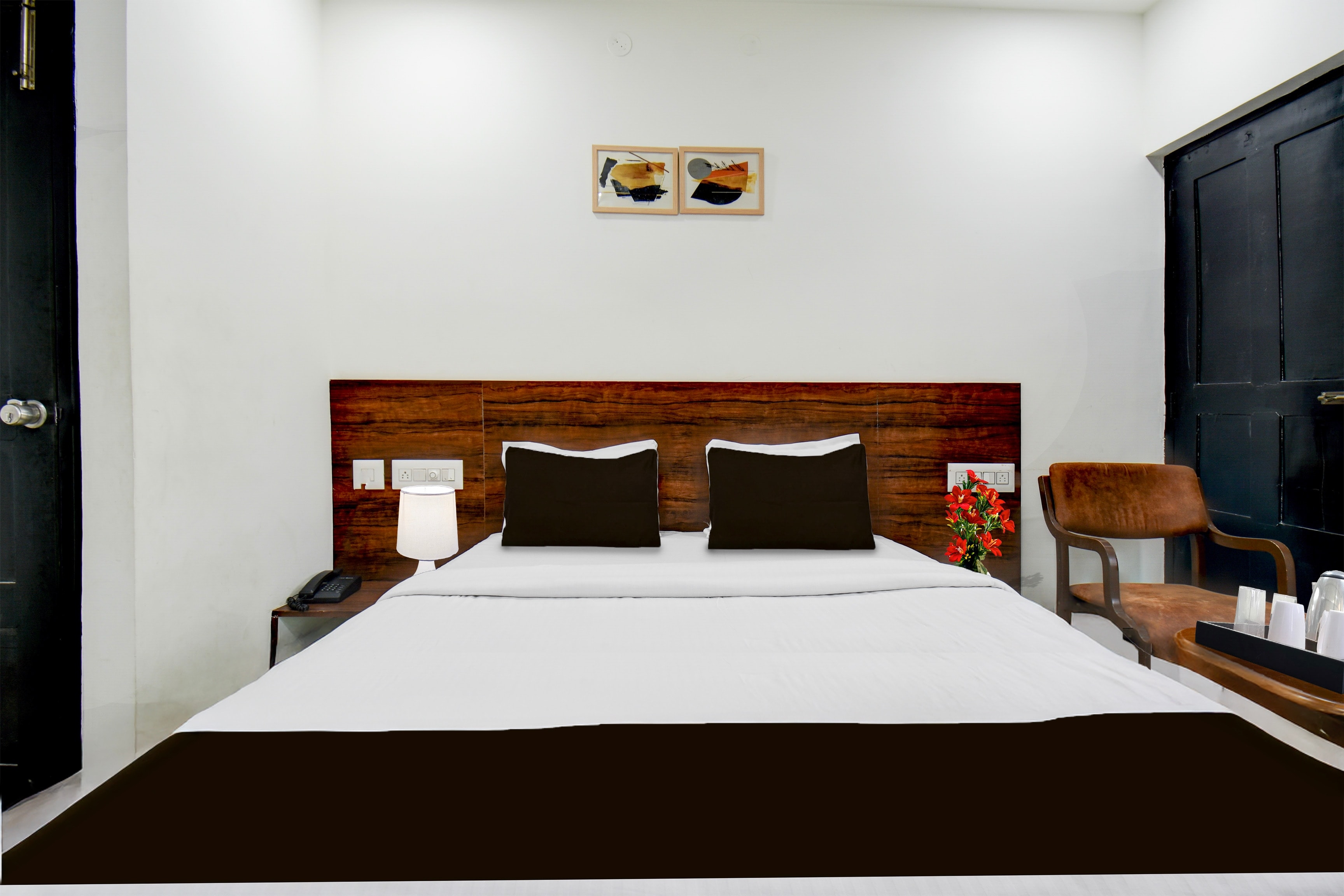 Super Hotel O Mysore Zoological Park Formerly Queens Comfort - Tap to explore photos