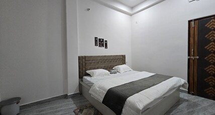 Best Hotel with Highway Connectivity with Nepal Room Type - Bedroom 7