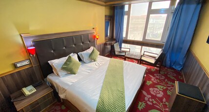 Hotel Jehangir, Srinagar Room Type - Deluxe Room