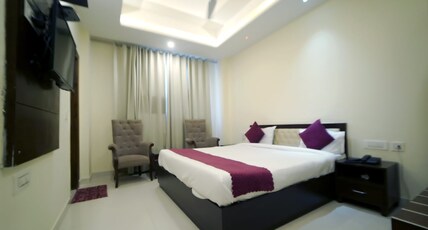 Hotel Highway Inn Room Type - Deluxe Room