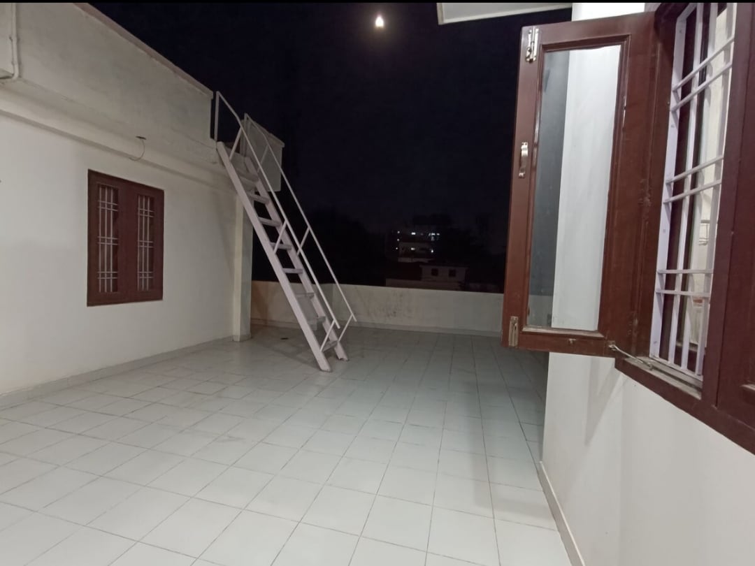 Prabha's Homely Stay - Tap to explore photos