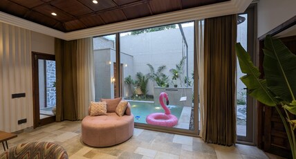 Cape House Room Type - King Suite with jacuzzi, private pool and garden
