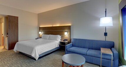 Holiday Inn Express CAMPBELLSVILLE Room Type - 1 King Bed 1 Bedroom Suite