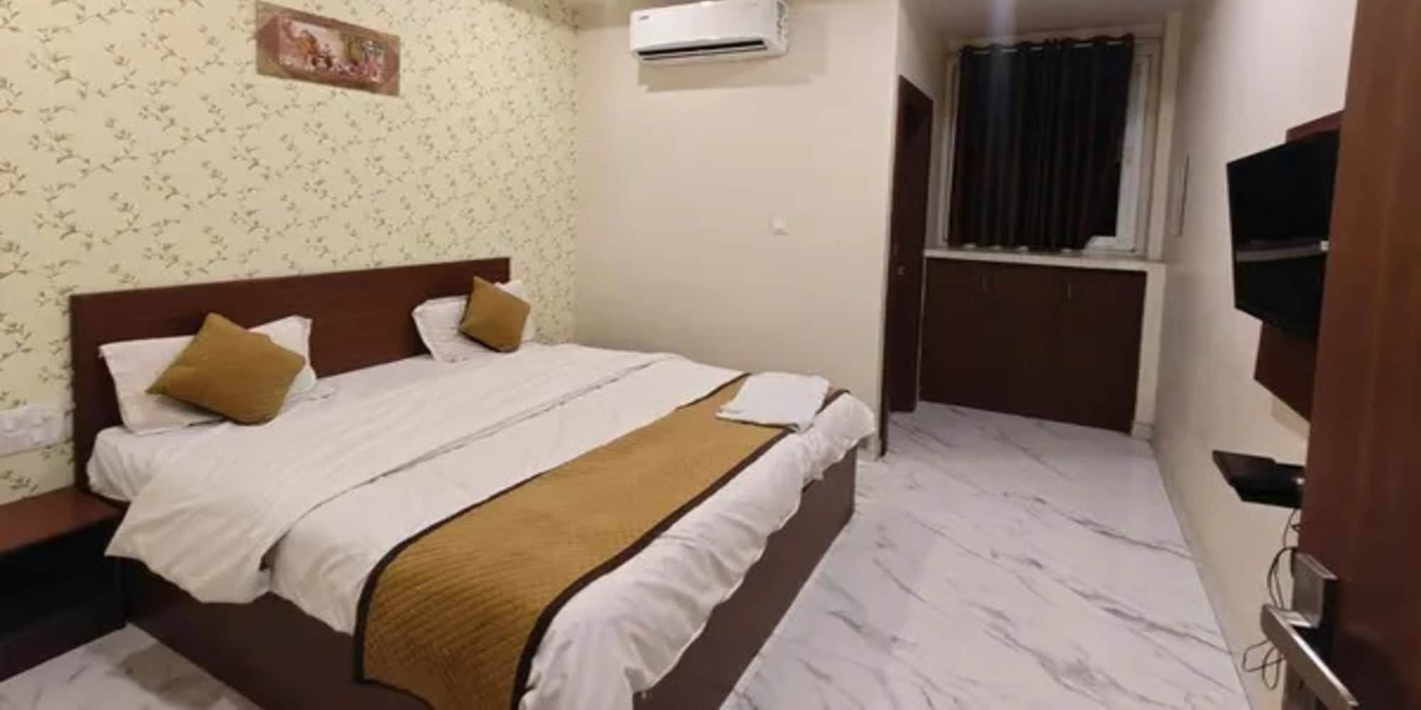 FabHotel Shivalika - Tap to explore photos