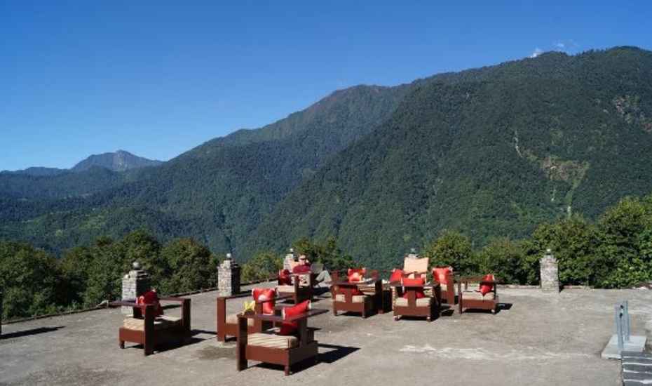 Hotel Red Palace - Tap to explore photos