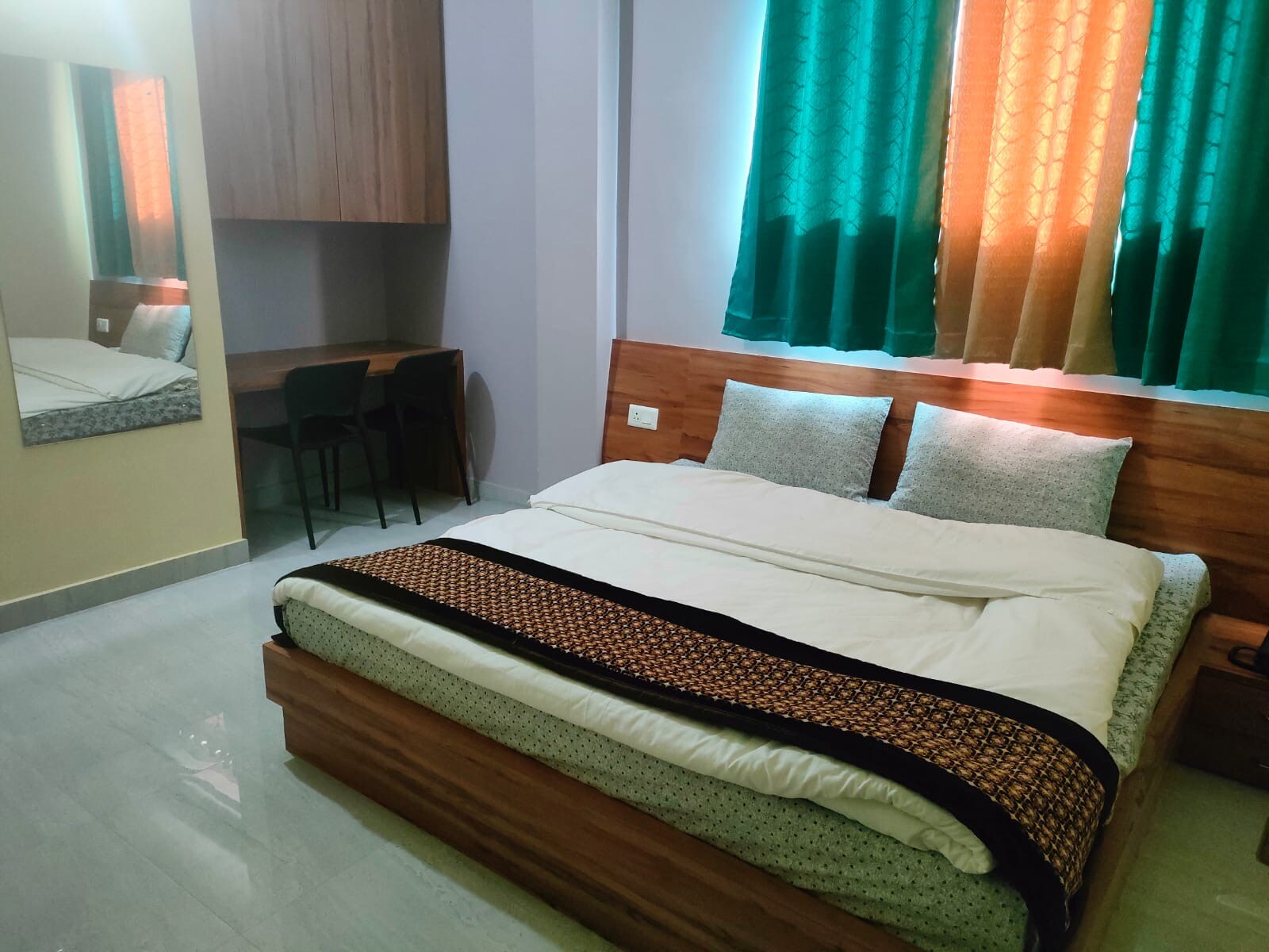 Hotel Rishabh - Tap to explore photos