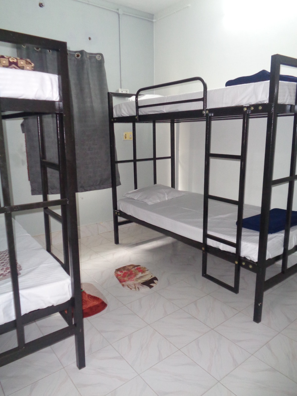 Urban Hostel Tiruvannamalai - Tap to explore photos