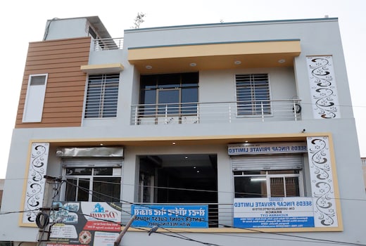 Hotel Center Point Kuchaman City
