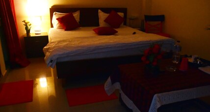 Lucknow Luxury Hotel And Restaurant Room Type - Deluxe Room