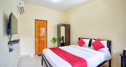 AVSHREE CROWN COMFORT STAY Room Type - Bedroom 8 AVSHREE CROWN COMFORT STAY Room Type - Bedroom 8