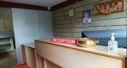 Orchid Stay Room Type - Deluxe AC