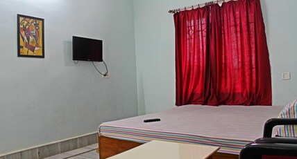 Hotel Prince Room Type - Super Deluxe Room (A/C)