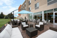 Holiday Inn Express and Suites Burley, an IHG Hotel