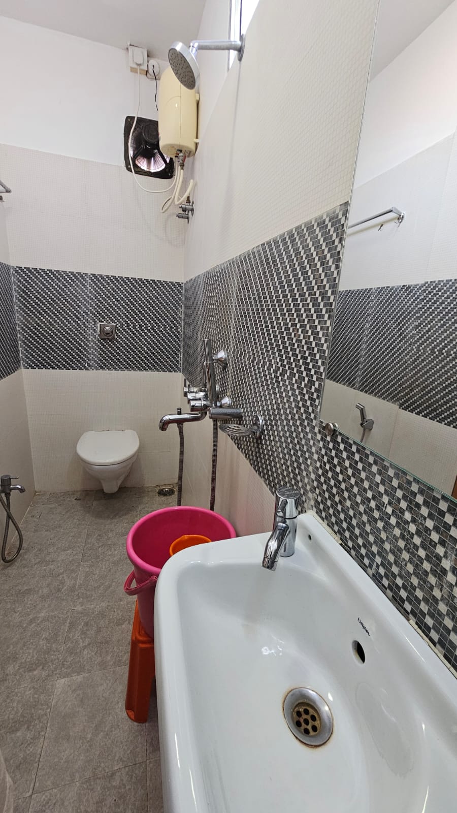 HOTEL SOUTHERN SUITES KONDAPUR - Tap to explore photos
