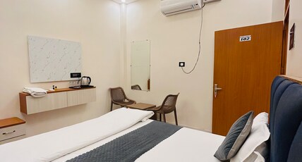 Shivam Palace Room Type - Super Deluxe 102