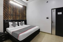 Super Townhouse Hotel Vaishnavi Inn