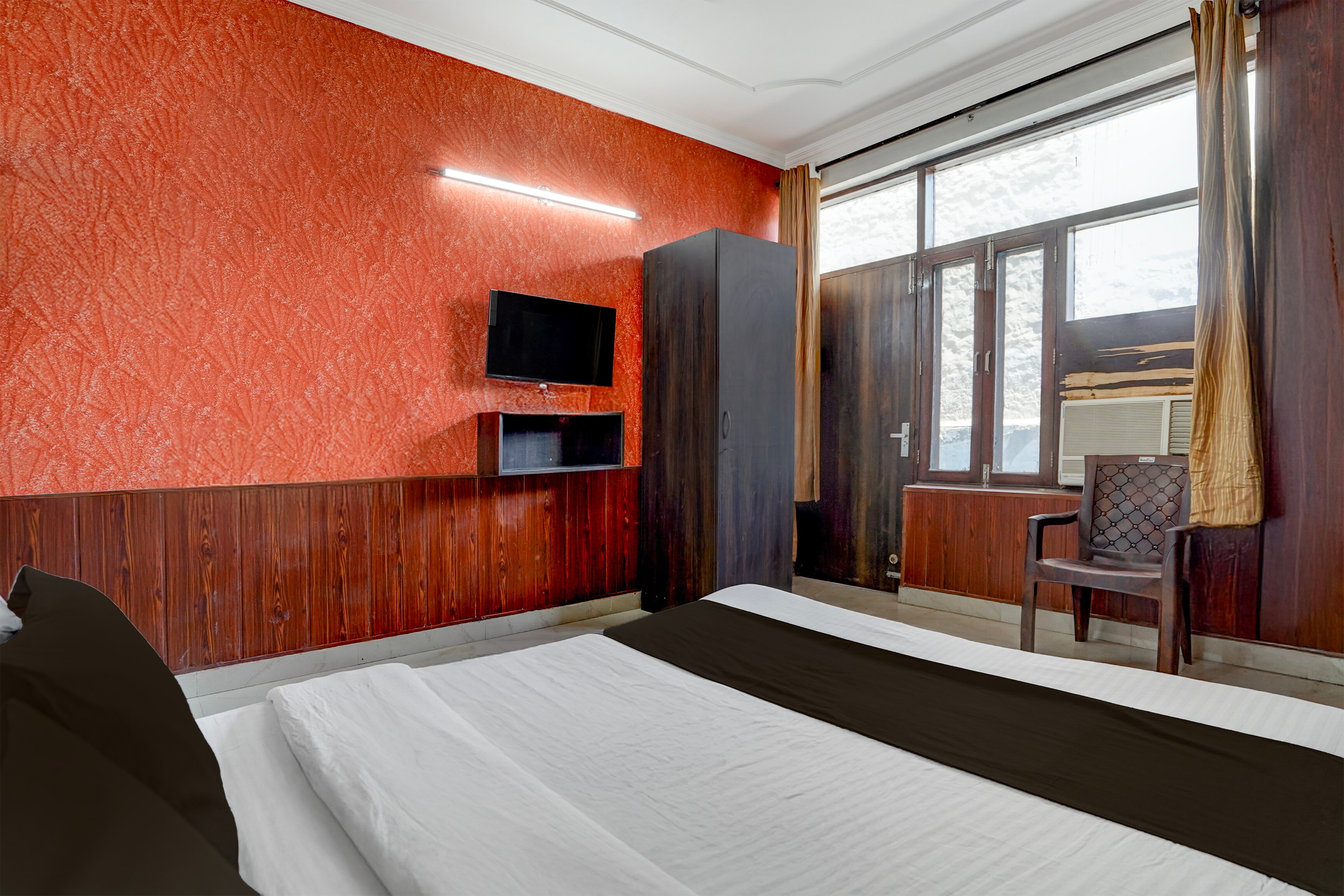 Hotel O J D Resisdency - Tap to explore photos