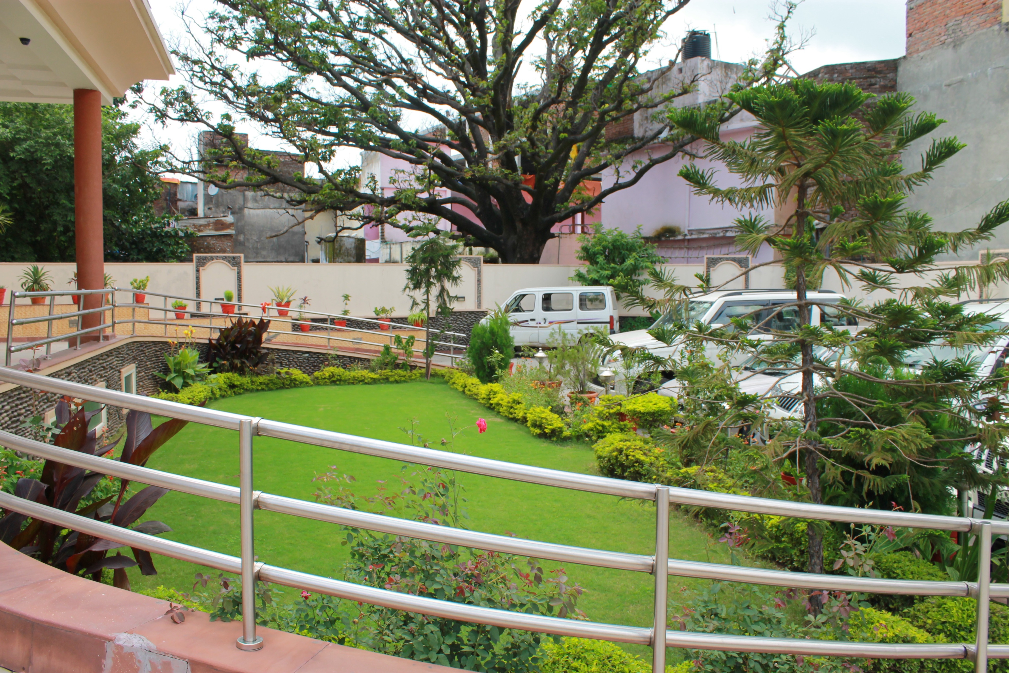 Hotel Vishal ( Near Yatra Parchi Counter) - Tap to explore photos