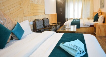 Hotel Neelgiri Room Type - Family Suite Room
