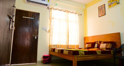 Janki Vihar Homestay Room Type - Deluxe Room