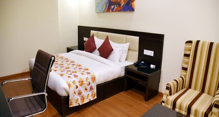 Clarks Inn Suites Katra Room Type - Executive Room