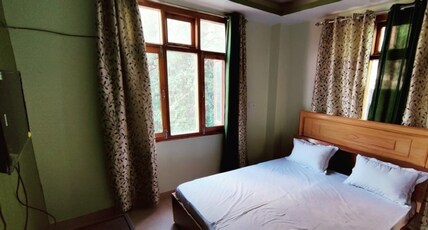 The City View B&B || Valley-view Rooms Room Type - Family Suite