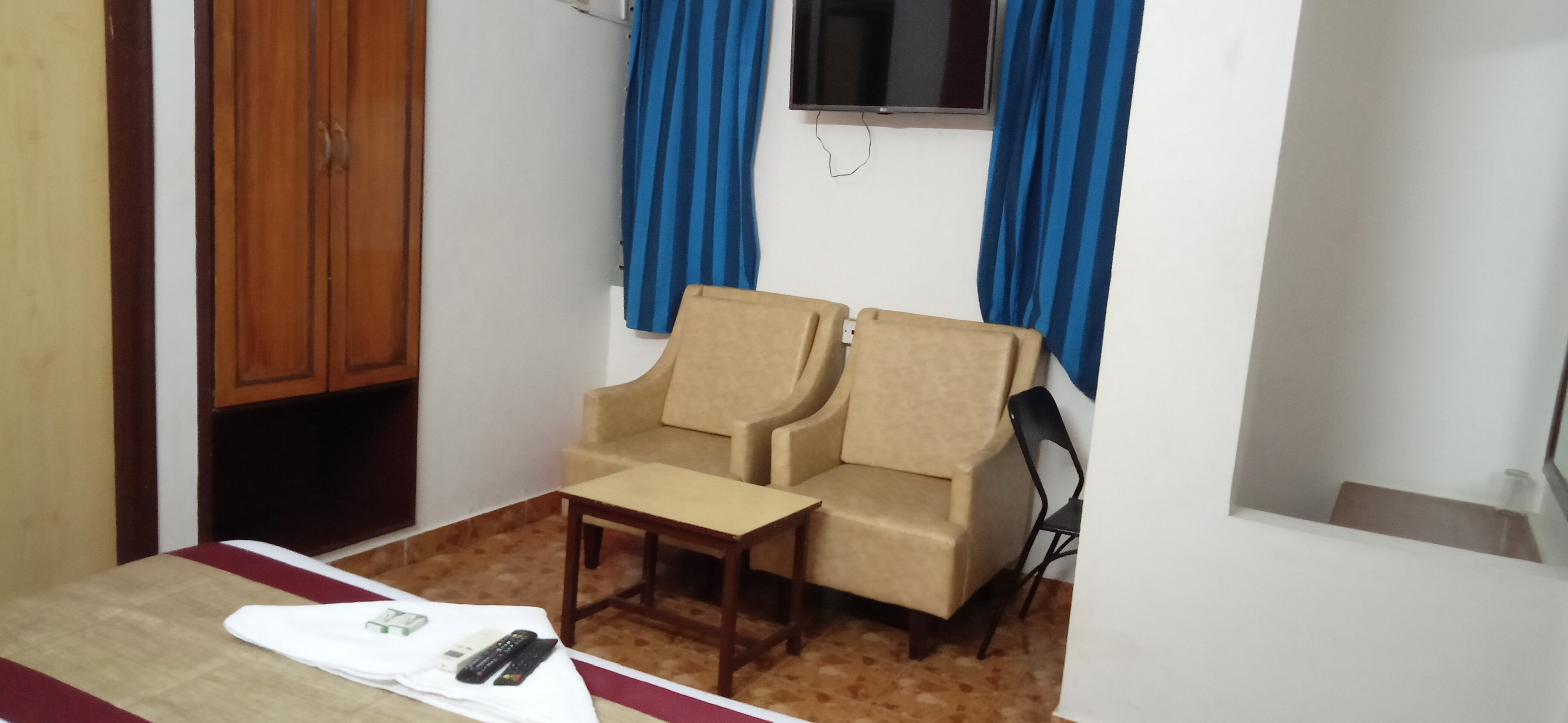 Hotel Raaj Bhaavan - Nungambakkam - Tap to explore photos