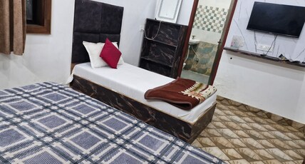 KRISHNA NIWAS Room Type - Triple Bed