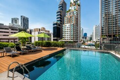 Oakwood Residence Sukhumvit 24