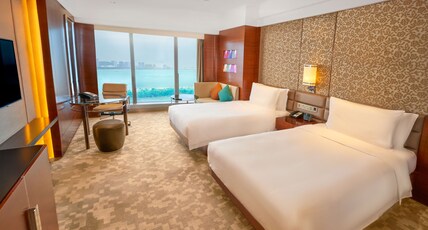 Crowne Plaza Macau Room Type - 2 Twin Standard Sea View