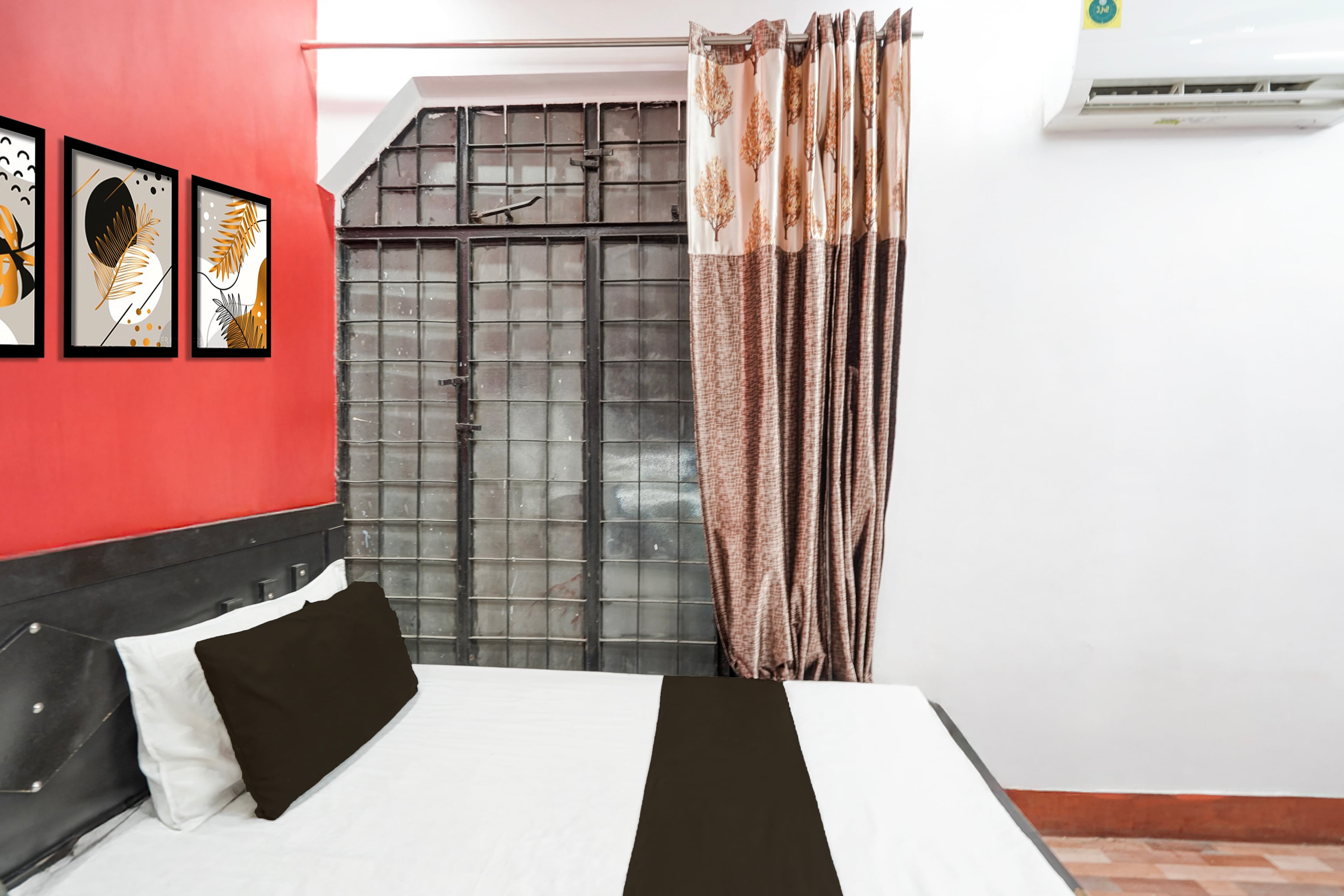 SPOT ON Hotel prayag villa - Tap to explore photos