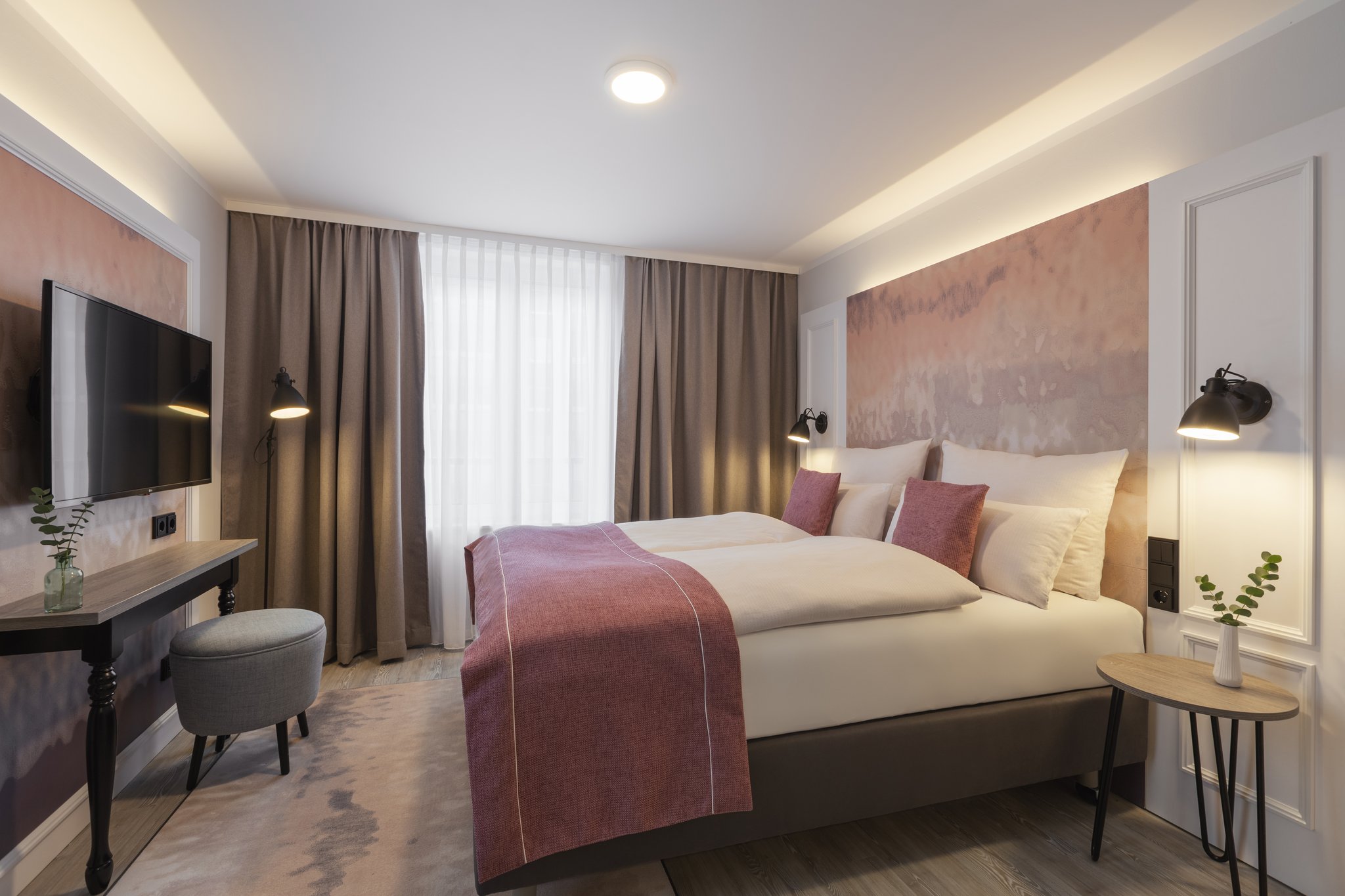 Garner Hotel BERLIN - WILMERSDORF - Tap to explore photos