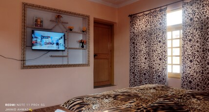 Kashmir Vintage Homestay Room Type - Deluxe Double Room