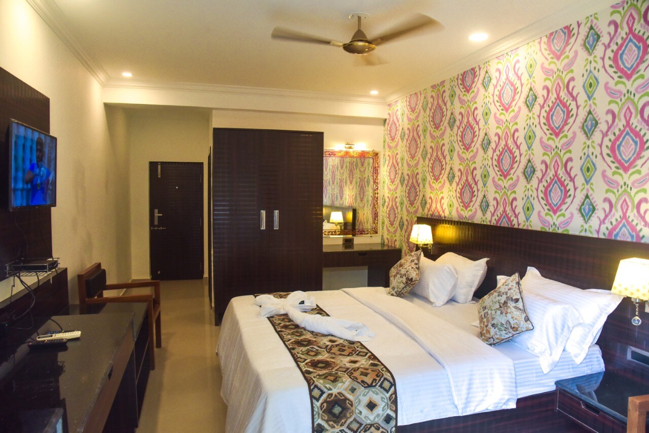 Donhill Beach Resort Goa - Tap to explore photos