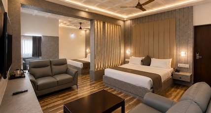 Misha Grand Room Type - Suite Rooms AC Misha Grand Room Type - Suite Rooms AC
